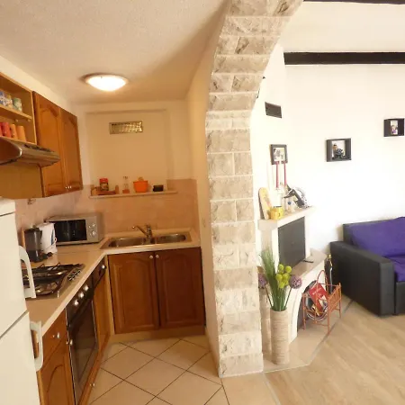 Rustica Apartment