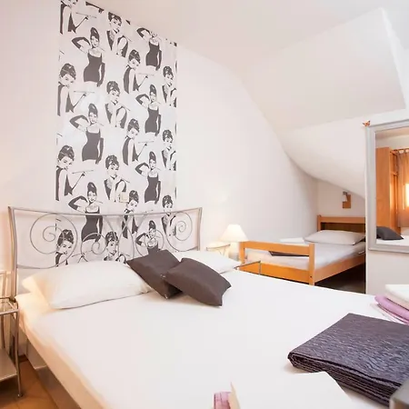 Rustica Apartment