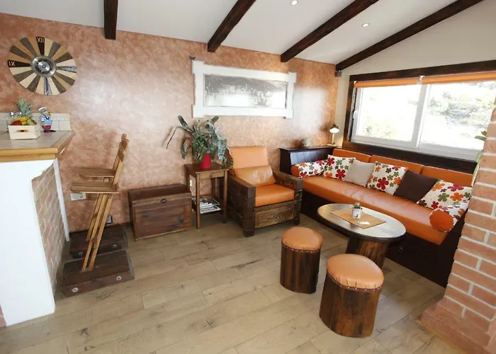 Rustica 公寓 马卡尔斯卡