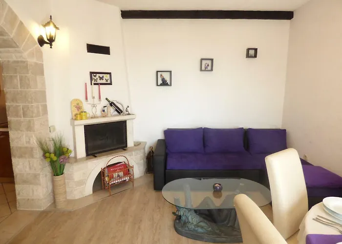 Rustica 公寓 马卡尔斯卡