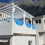 Rustica דירה מאקרסקה