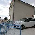 Rustica דירה *